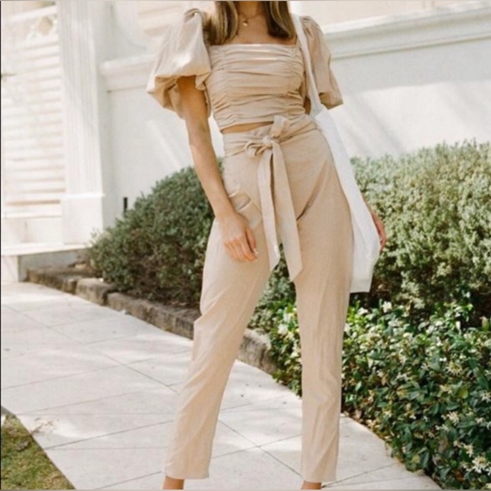 SABO linen khaki cropped puff sleeve top
